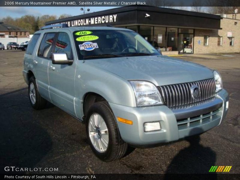 Satellite Silver Metallic / Charcoal Black 2006 Mercury Mountaineer Premier AWD