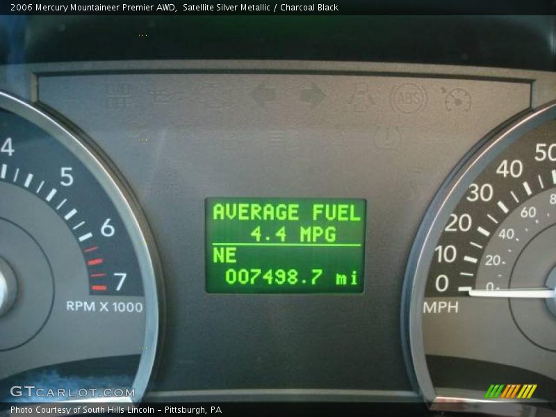 Satellite Silver Metallic / Charcoal Black 2006 Mercury Mountaineer Premier AWD