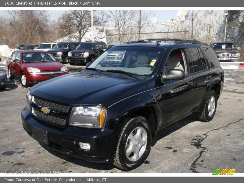 Black / Light Gray 2006 Chevrolet TrailBlazer LS 4x4