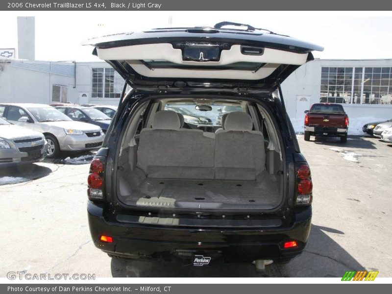 Black / Light Gray 2006 Chevrolet TrailBlazer LS 4x4