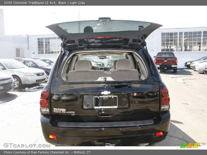 Black / Light Gray 2006 Chevrolet TrailBlazer LS 4x4