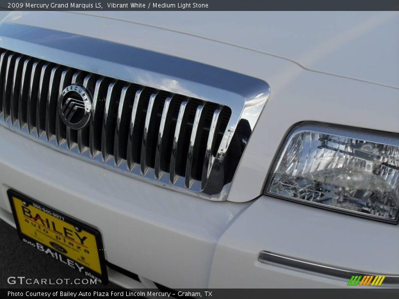 Vibrant White / Medium Light Stone 2009 Mercury Grand Marquis LS