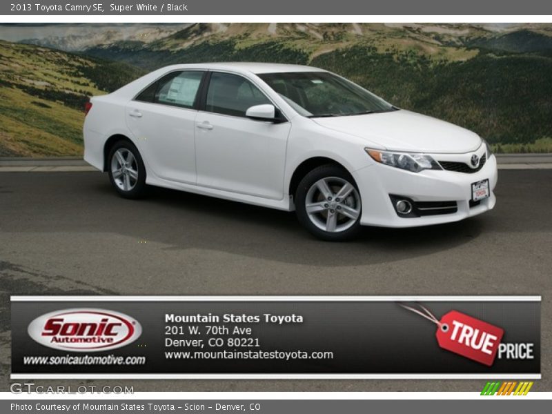 Super White / Black 2013 Toyota Camry SE