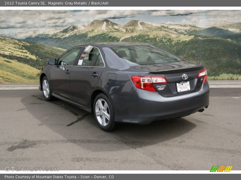 Magnetic Gray Metallic / Black/Ash 2013 Toyota Camry SE