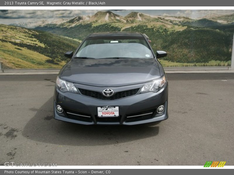 Magnetic Gray Metallic / Black/Ash 2013 Toyota Camry SE