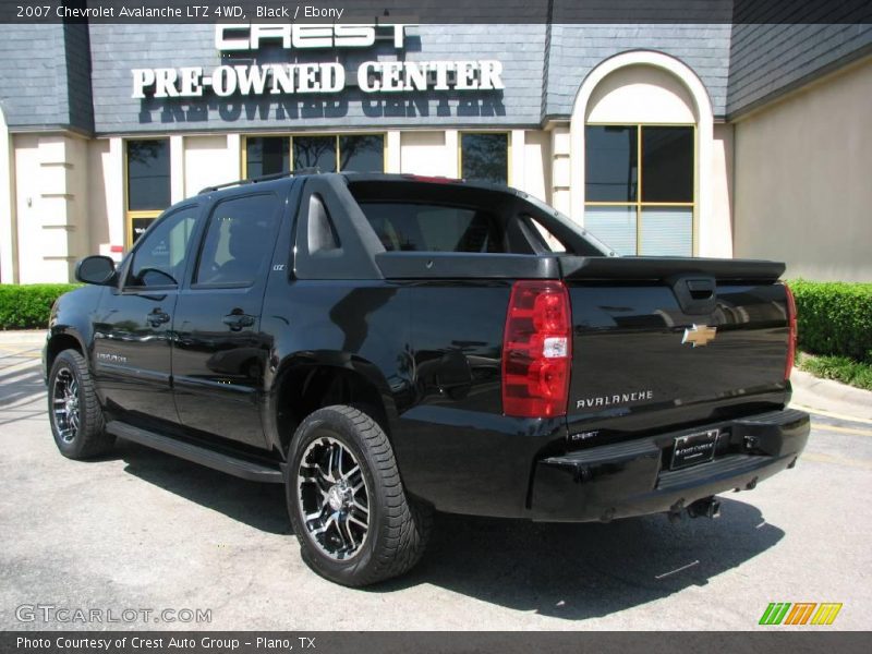 Black / Ebony 2007 Chevrolet Avalanche LTZ 4WD