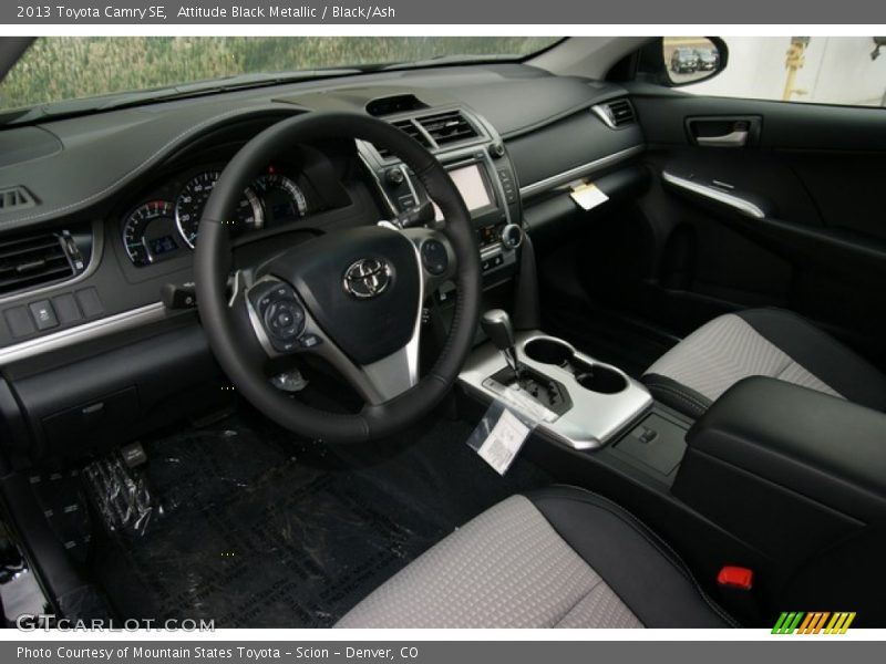 Attitude Black Metallic / Black/Ash 2013 Toyota Camry SE