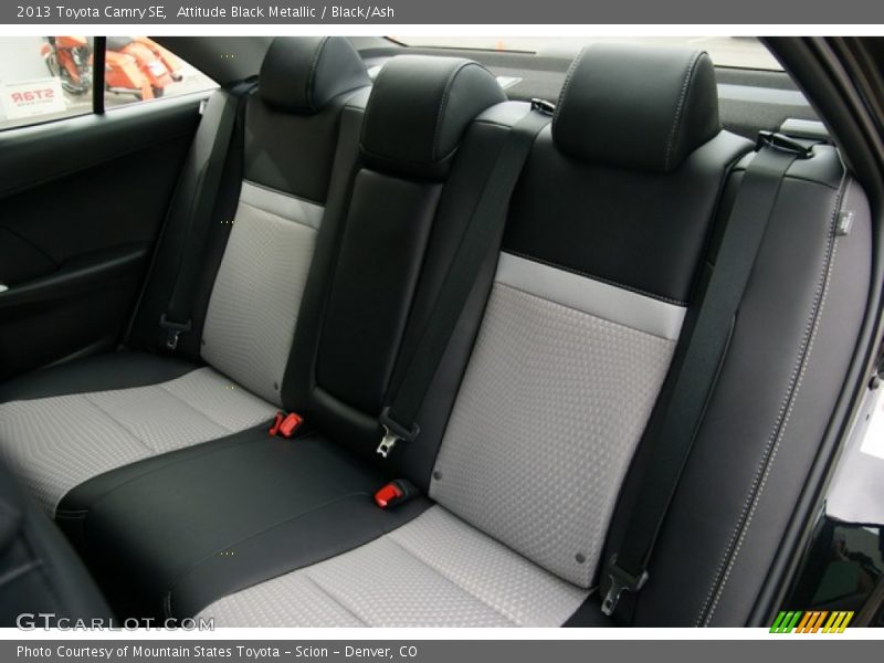Attitude Black Metallic / Black/Ash 2013 Toyota Camry SE