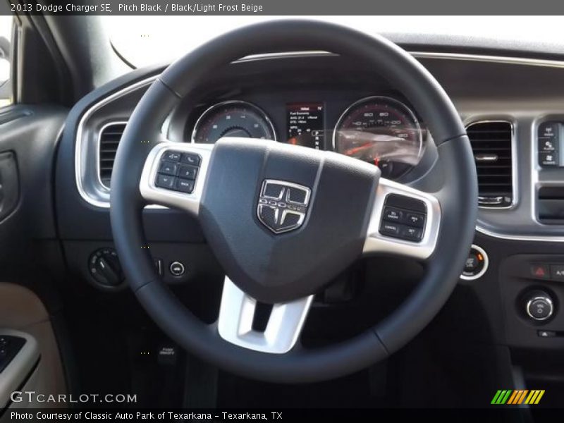 Pitch Black / Black/Light Frost Beige 2013 Dodge Charger SE