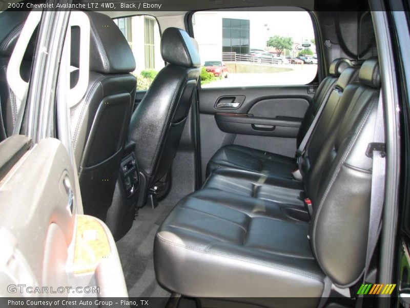 Black / Ebony 2007 Chevrolet Avalanche LTZ 4WD