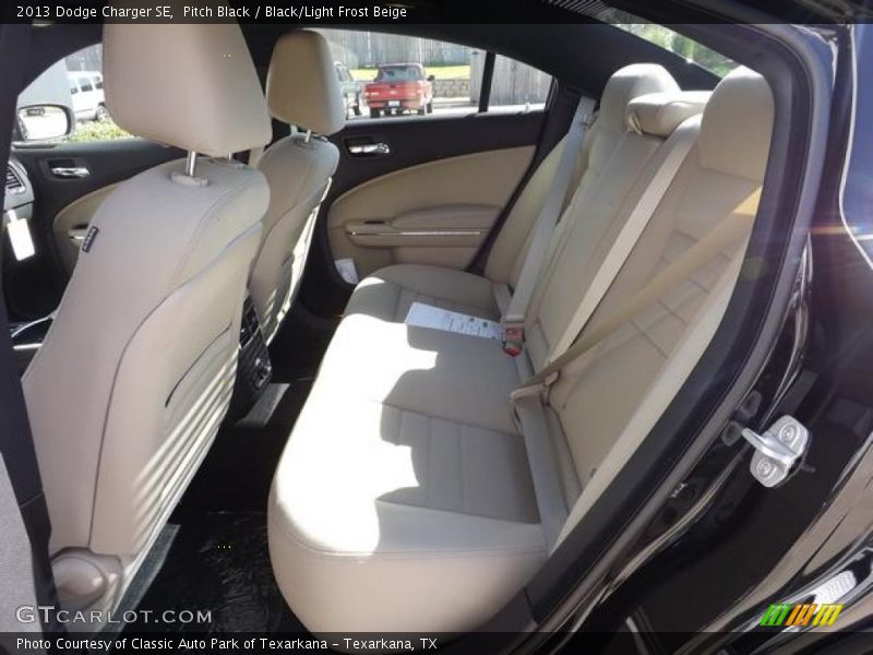 Pitch Black / Black/Light Frost Beige 2013 Dodge Charger SE