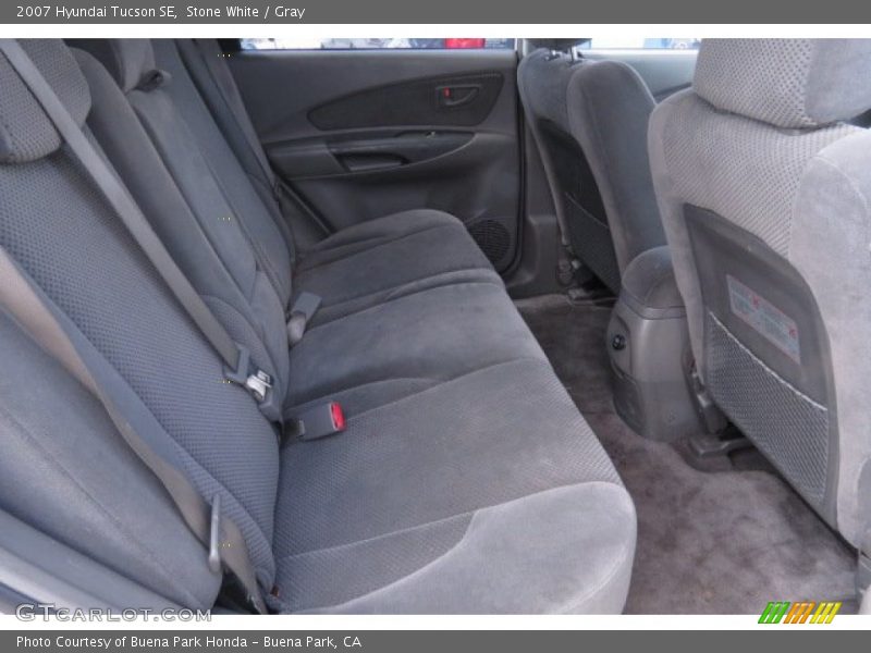 Stone White / Gray 2007 Hyundai Tucson SE