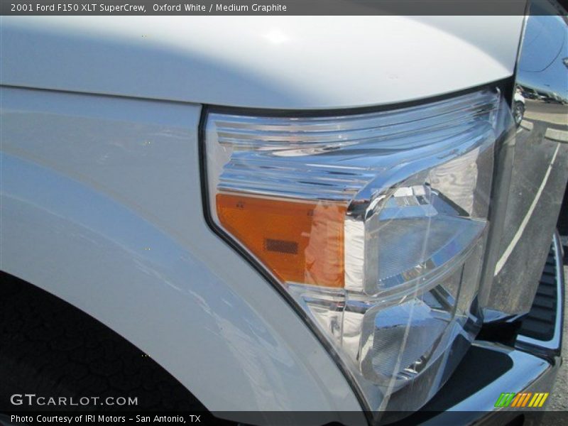 Oxford White / Medium Graphite 2001 Ford F150 XLT SuperCrew