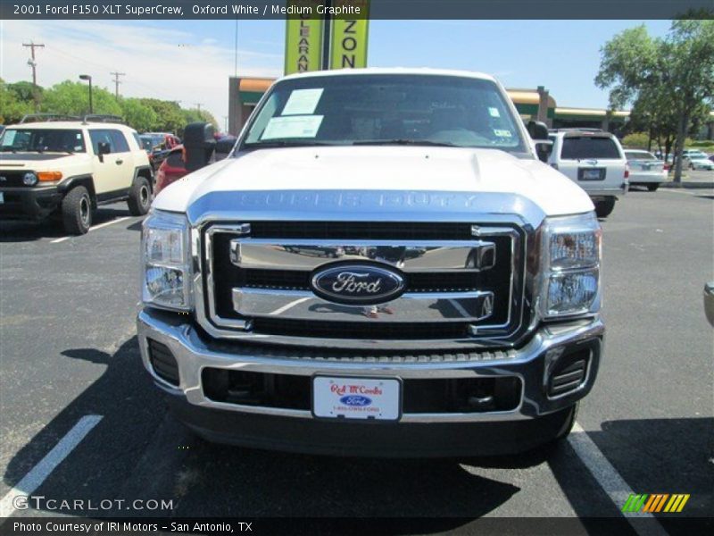 Oxford White / Medium Graphite 2001 Ford F150 XLT SuperCrew
