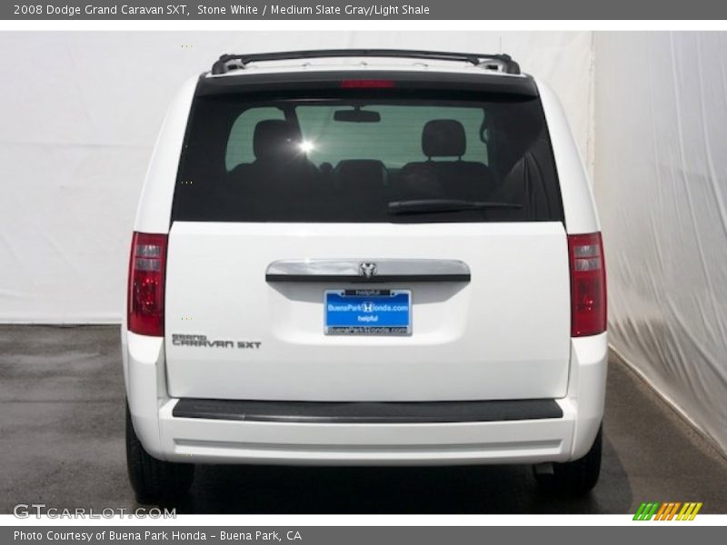 Stone White / Medium Slate Gray/Light Shale 2008 Dodge Grand Caravan SXT
