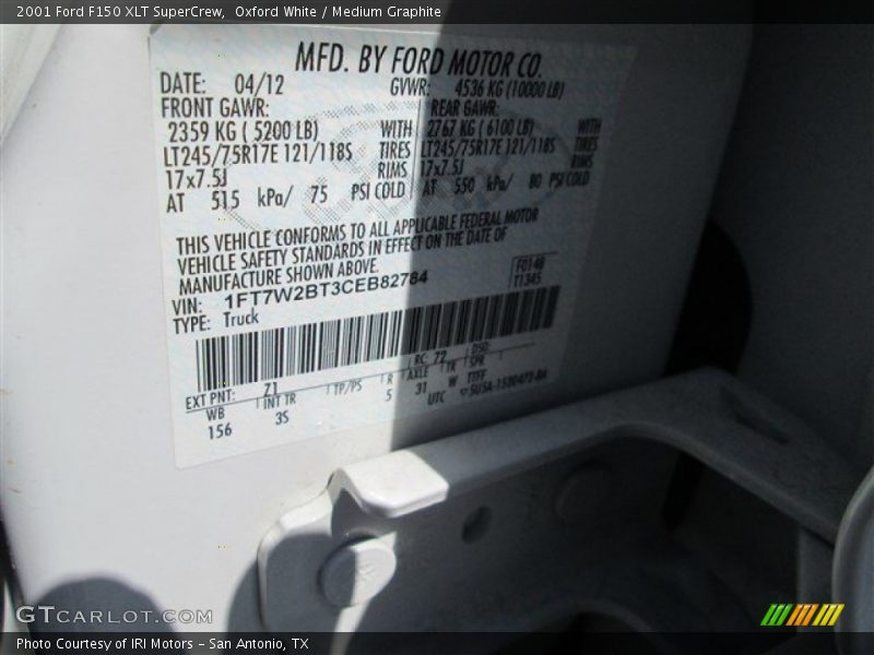 Oxford White / Medium Graphite 2001 Ford F150 XLT SuperCrew