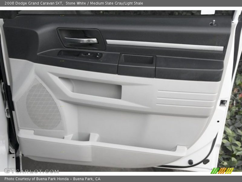 Stone White / Medium Slate Gray/Light Shale 2008 Dodge Grand Caravan SXT