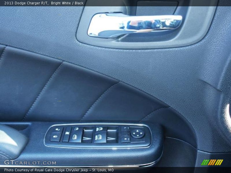 Bright White / Black 2013 Dodge Charger R/T