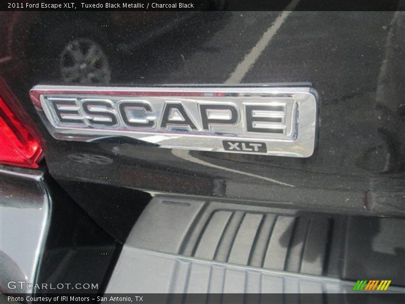 Tuxedo Black Metallic / Charcoal Black 2011 Ford Escape XLT