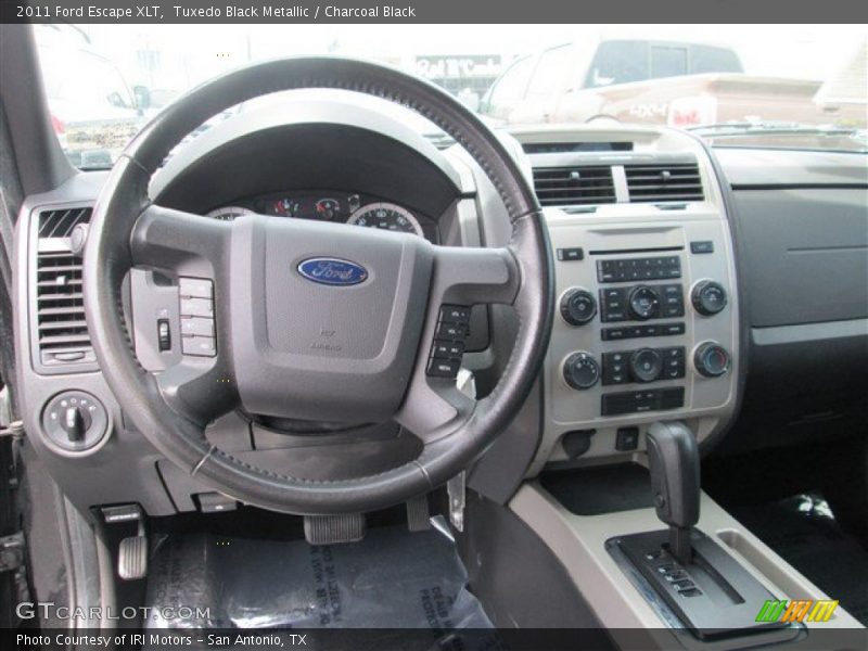 Tuxedo Black Metallic / Charcoal Black 2011 Ford Escape XLT