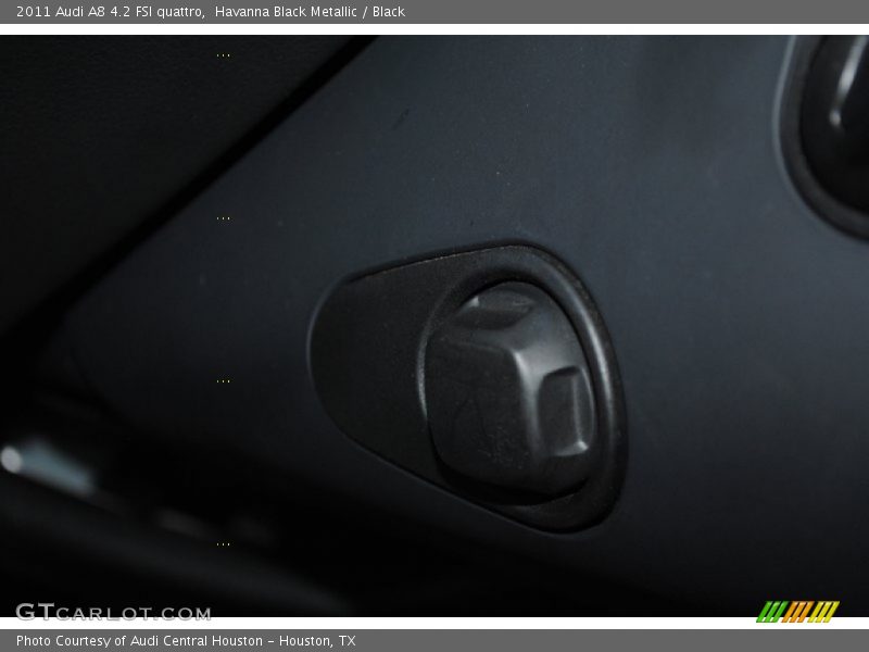 Havanna Black Metallic / Black 2011 Audi A8 4.2 FSI quattro