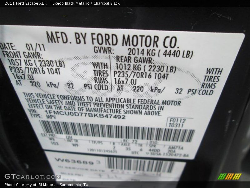 Tuxedo Black Metallic / Charcoal Black 2011 Ford Escape XLT