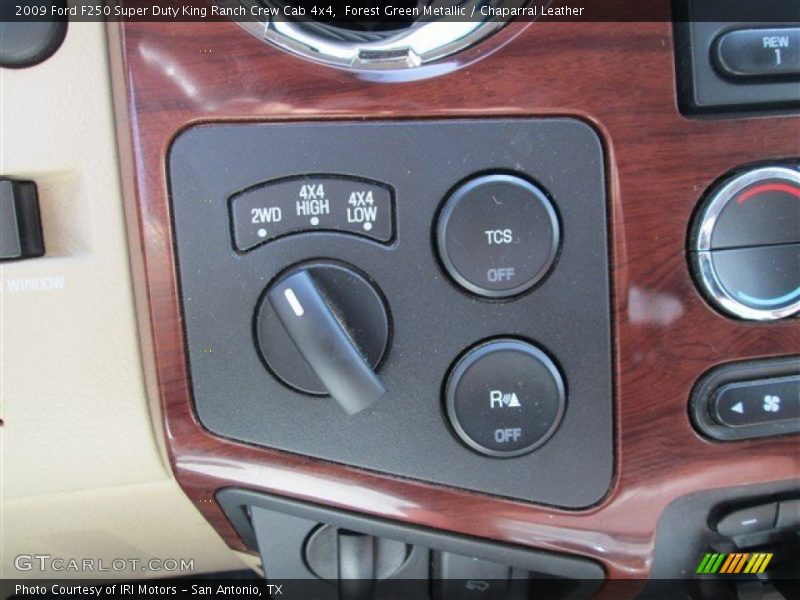 Controls of 2009 F250 Super Duty King Ranch Crew Cab 4x4