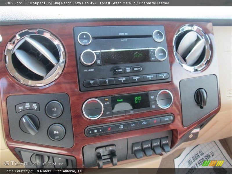 Controls of 2009 F250 Super Duty King Ranch Crew Cab 4x4