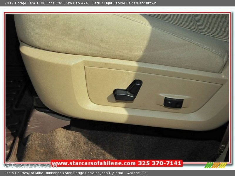 Black / Light Pebble Beige/Bark Brown 2012 Dodge Ram 1500 Lone Star Crew Cab 4x4