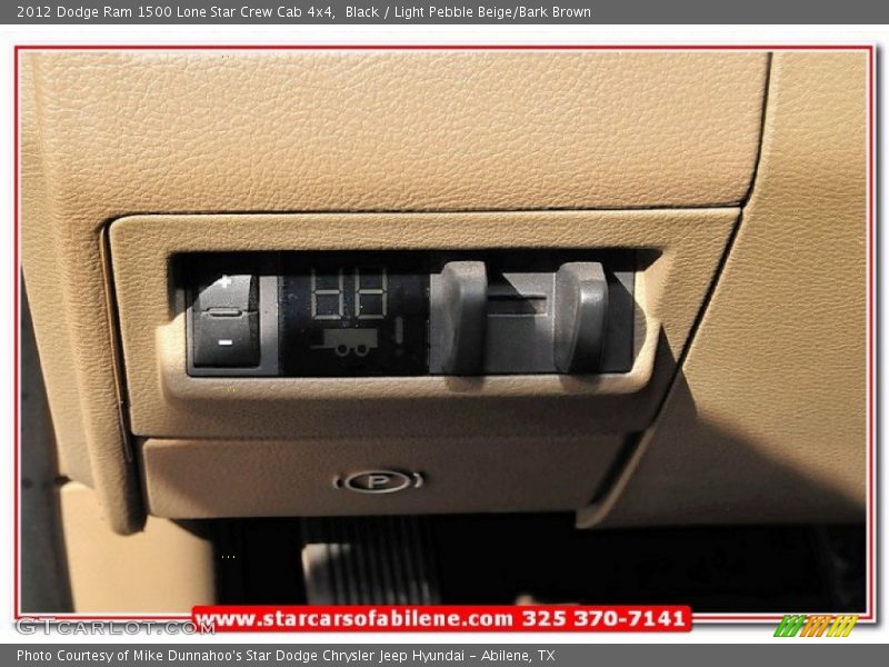 Black / Light Pebble Beige/Bark Brown 2012 Dodge Ram 1500 Lone Star Crew Cab 4x4
