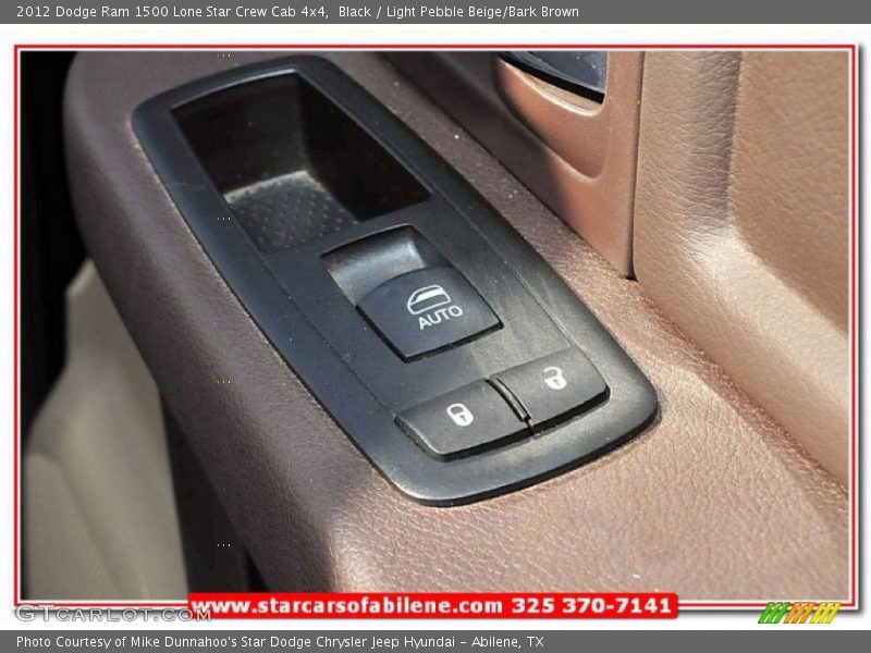 Black / Light Pebble Beige/Bark Brown 2012 Dodge Ram 1500 Lone Star Crew Cab 4x4