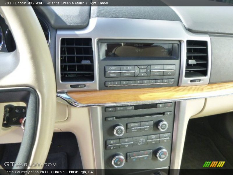 Atlantis Green Metallic / Light Camel 2010 Lincoln MKZ AWD