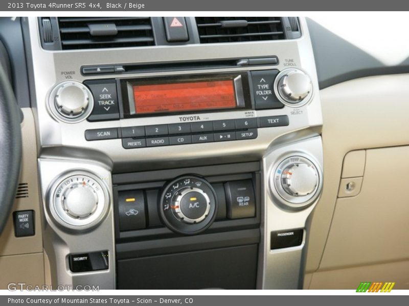 Black / Beige 2013 Toyota 4Runner SR5 4x4