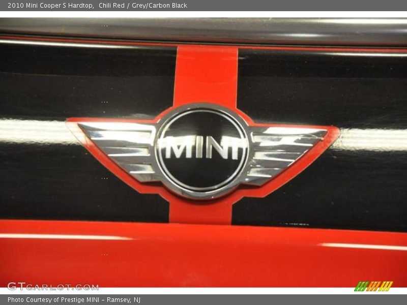 Chili Red / Grey/Carbon Black 2010 Mini Cooper S Hardtop