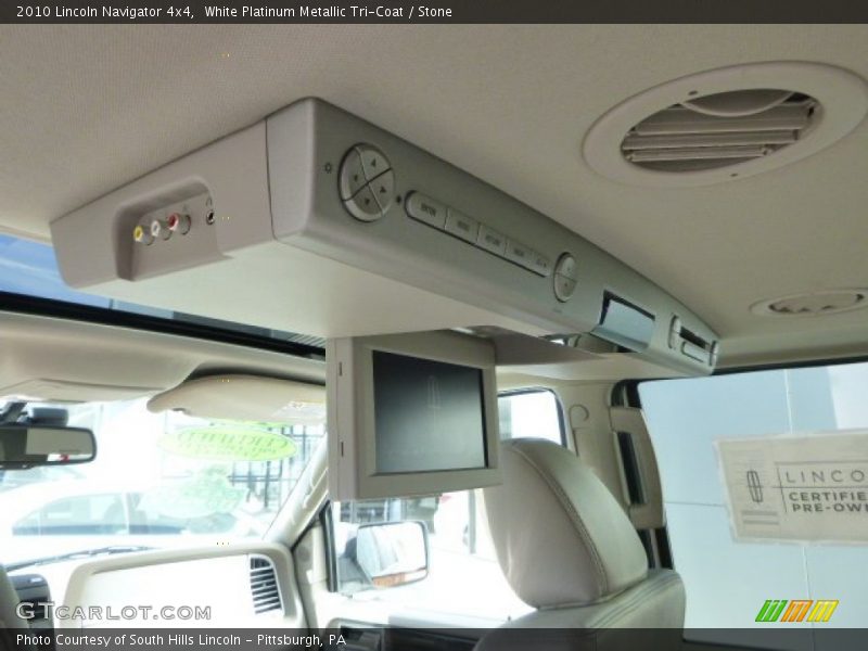 Entertainment System of 2010 Navigator 4x4