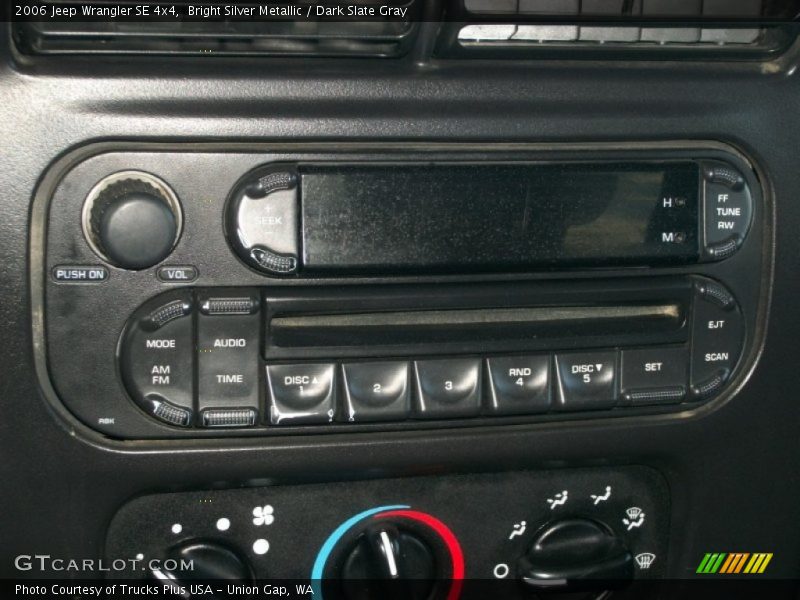 Bright Silver Metallic / Dark Slate Gray 2006 Jeep Wrangler SE 4x4