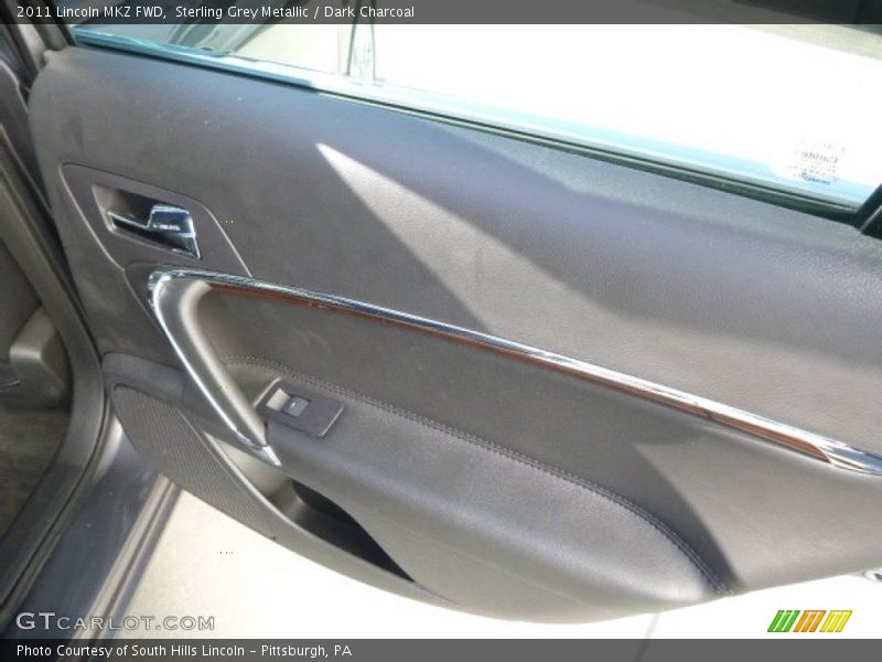 Sterling Grey Metallic / Dark Charcoal 2011 Lincoln MKZ FWD