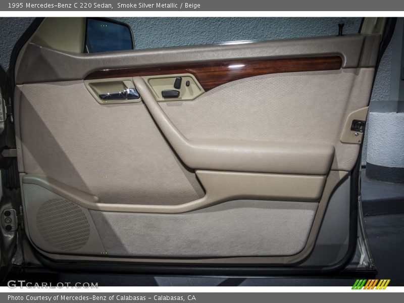 Door Panel of 1995 C 220 Sedan