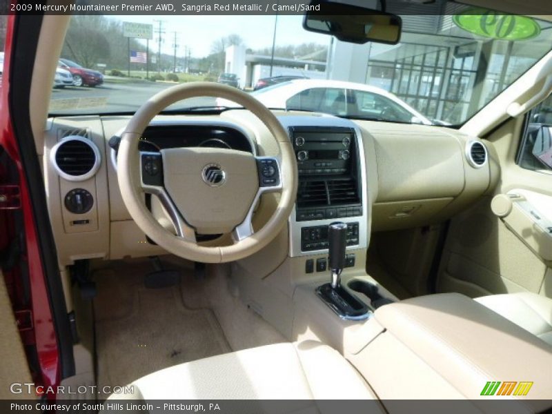 Dashboard of 2009 Mountaineer Premier AWD