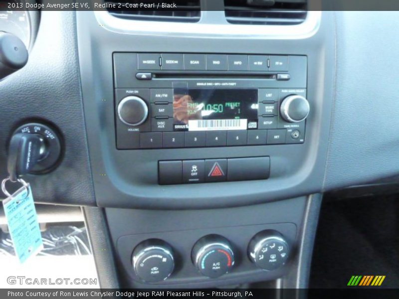 Redline 2-Coat Pearl / Black 2013 Dodge Avenger SE V6