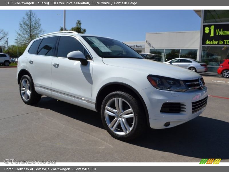 Pure White / Cornsilk Beige 2012 Volkswagen Touareg TDI Executive 4XMotion