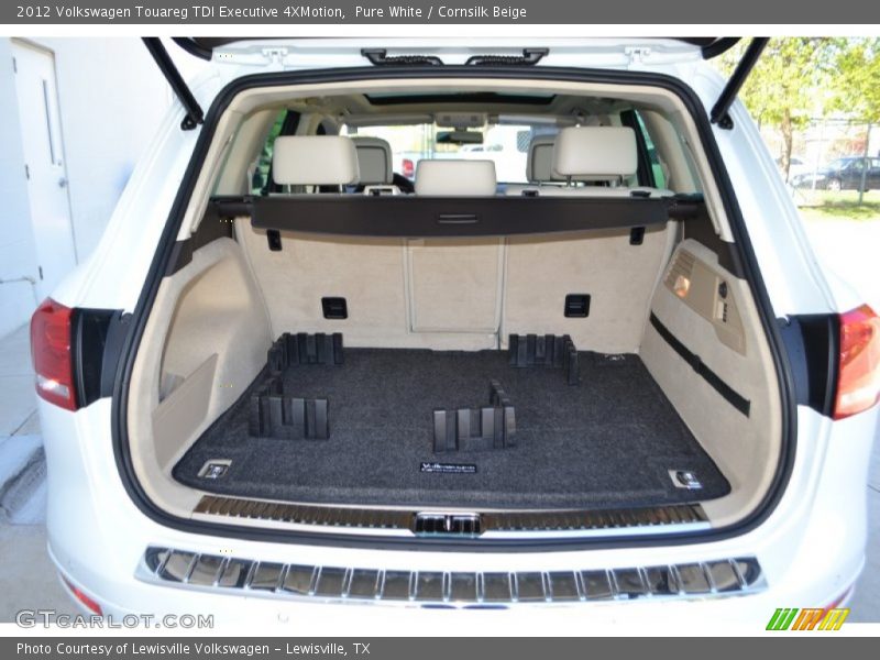 Pure White / Cornsilk Beige 2012 Volkswagen Touareg TDI Executive 4XMotion