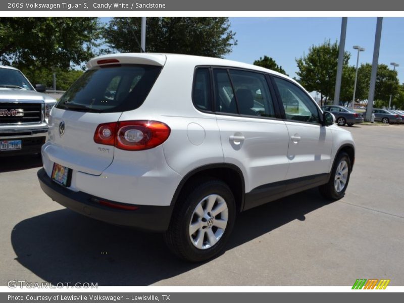 Candy White / Sandstone 2009 Volkswagen Tiguan S