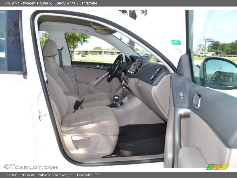 Candy White / Sandstone 2009 Volkswagen Tiguan S