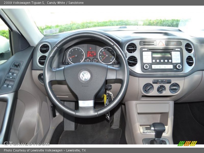 Candy White / Sandstone 2009 Volkswagen Tiguan S
