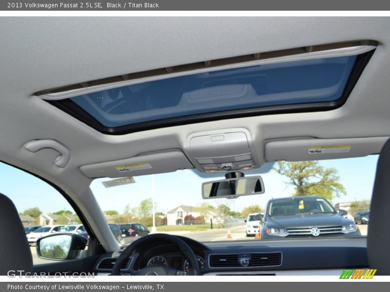Black / Titan Black 2013 Volkswagen Passat 2.5L SE