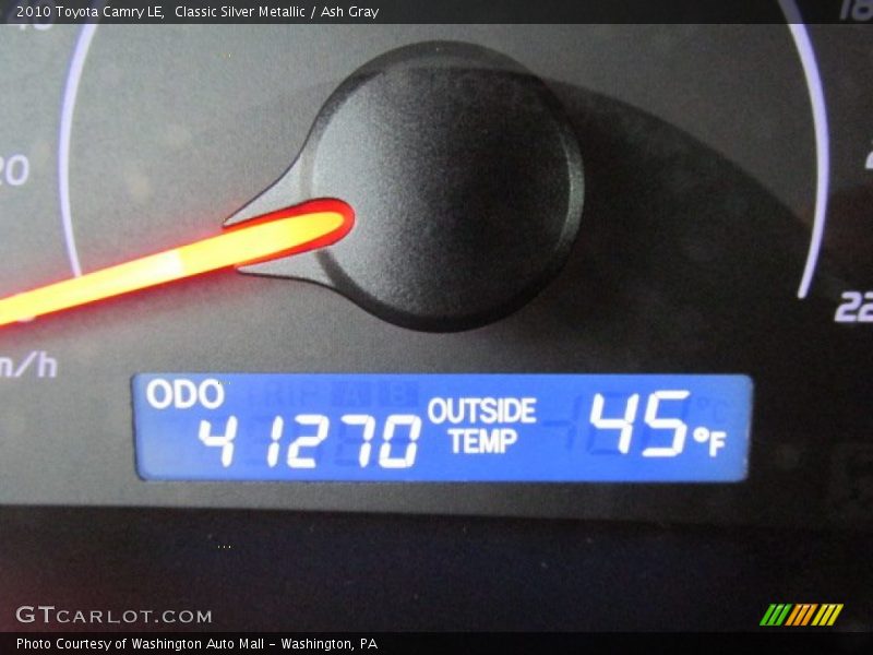 Classic Silver Metallic / Ash Gray 2010 Toyota Camry LE