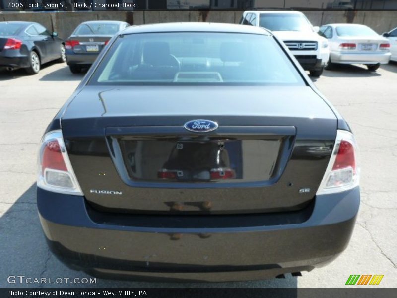 Black / Charcoal Black 2006 Ford Fusion SE