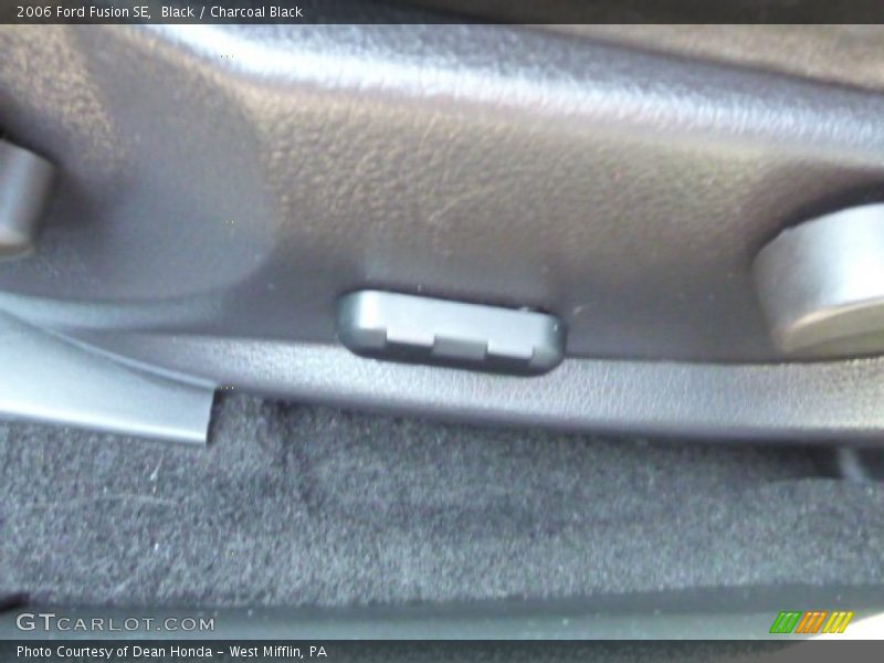 Black / Charcoal Black 2006 Ford Fusion SE