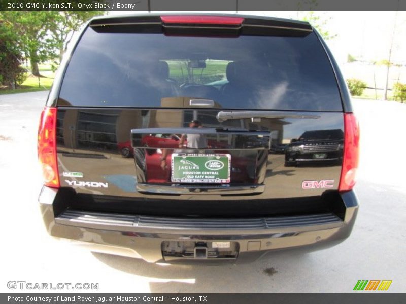Onyx Black / Ebony 2010 GMC Yukon SLT